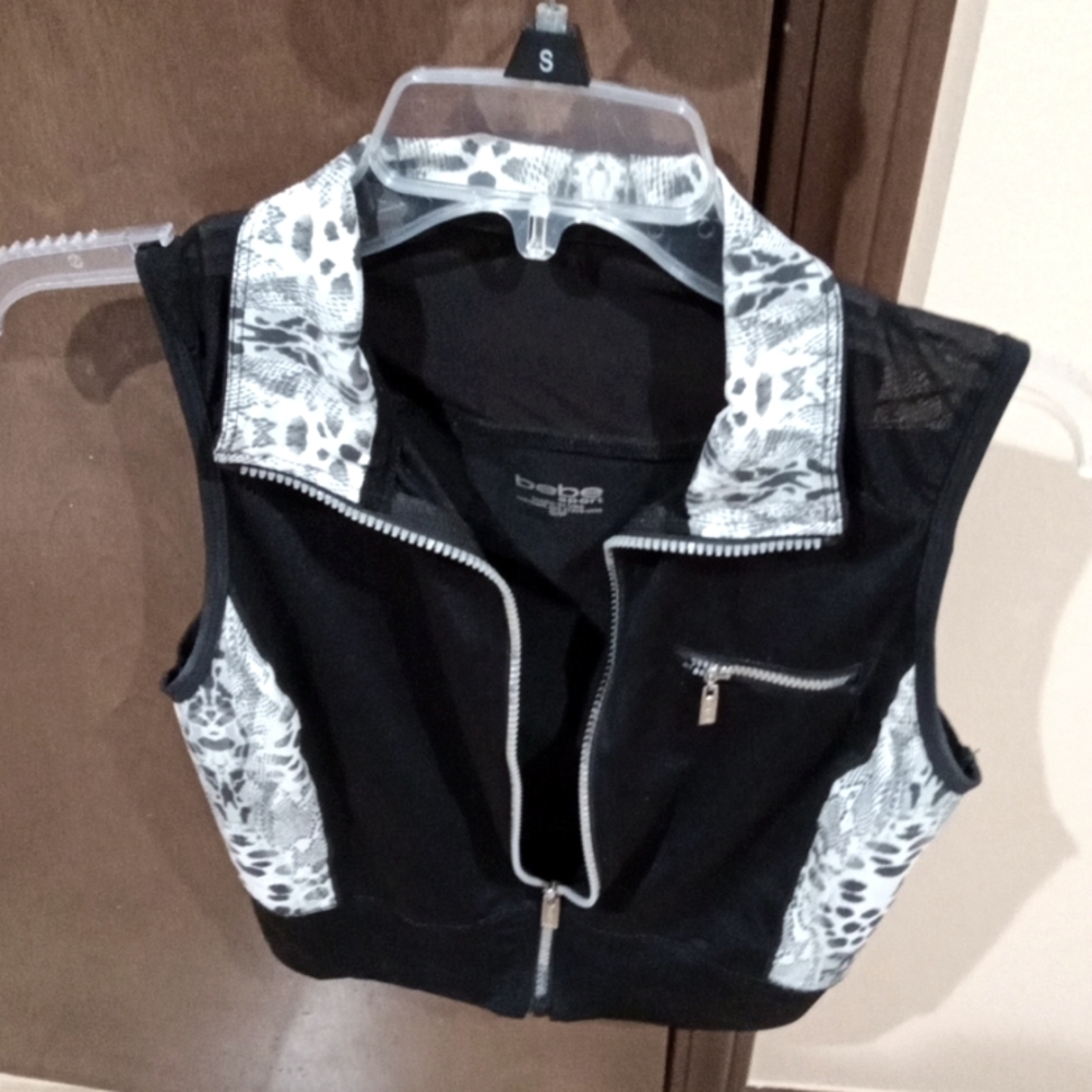 Bebe s/p black and white, partial meshing